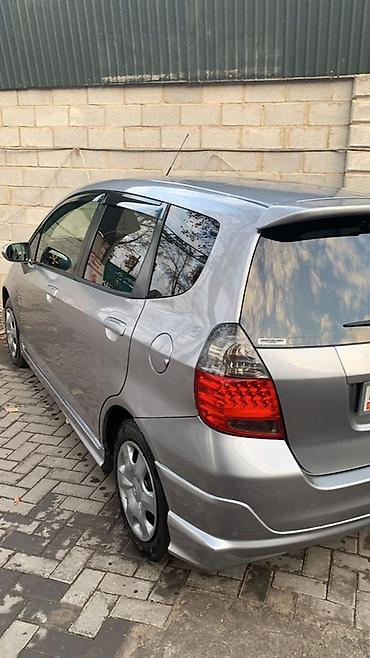 Honda: Honda Fit: 2002 г., 1.5 л, Автомат, Бензин, Хэтчбэк — 5