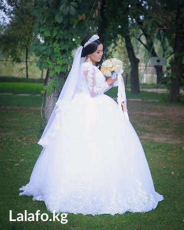 кавказские платья: Продаю шикарное свадебное платье. Одевала один раз. Качество размер