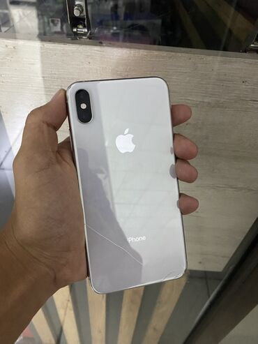 чехлы на xs: IPhone Xs Max, Б/у, 256 ГБ, Серебристый, Чехол, 100 %