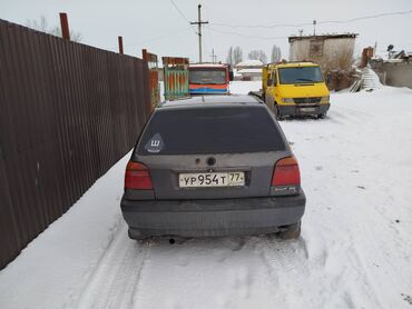 sonata бензин: Volkswagen Golf: 1993 г., 1.8 л, Автомат, Бензин, Хэтчбэк