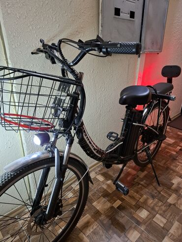 velosiped əşyaları: İşlənmiş Elektrik velosipedi 26", sürətlərin sayı: 7, 350-500 Vt, Ünvandan götürmə