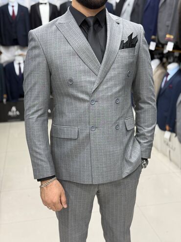 Kostyumlar: Kişi Kostyum Dəstləri - Klassik və modern kəsim: dar siluet, çiynə — 26
