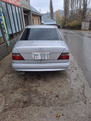 Mercedes-Benz: Mercedes-Benz E-Class: 1994 г., 3.2 л, Автомат, Бензин, Седан