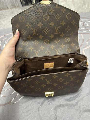 сумочку lv: Две женские сумки черная новая за 2000 Коричневая б/у за 1000 Если — 3