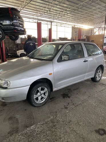 машина голф 4: Seat Ibiza: 1999 г., 1.4 л, Механика, Бензин, Хэтчбэк