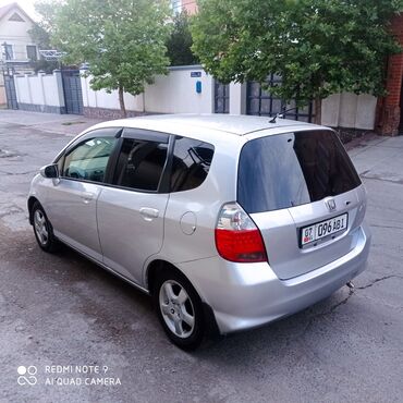 продаю хонда фит 1 5: Honda Fit: 2005 г., 1.3 л, Вариатор, Бензин, Хэтчбэк