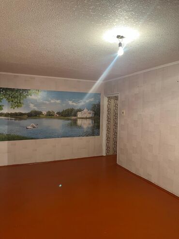 долгосрочные квартиры в аламедин 1: 3 комнаты, 62 м², 3 этаж, Старый ремонт