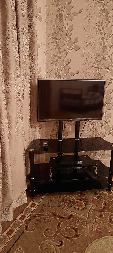 monitor tv: LG televizor + şüşə TV stendi (dəst) Məhsulun tərkibi: - LG LED — 4