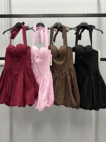 svecane mini haljine: Mini halter haljina sa “bubble” suknjom
2800din
S M L — 5