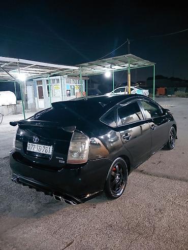 Toyota: Toyota Prius: 1.6 l | 2007 il Sedan — 5