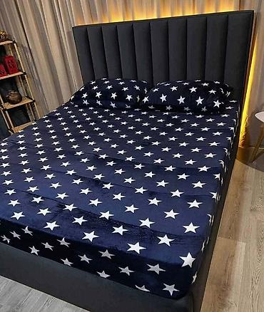 Posteljina: Reljefni čaršafi Čaršaf na lastiš 25 + 2 jastučnice(5) Cena 3800 — 1