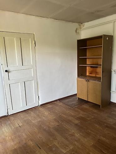 rent: Сдается квартира 2комнаты. Общий душ на 2 квартиры. Отопление — 7