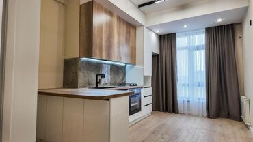 дом 4 гор больница: 1 комната, 45 м², Элитка, 4 этаж, Дизайнерский ремонт