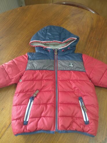 rakovina s tumboi i zerkalom: Куртка для мальчика размер с 2лет.можно и на 3годика