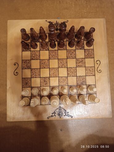 Şahmatlar: Əl işi taxta şahmat dəsti - Material: tamamilə ağacdan hazırlanmış — 11
