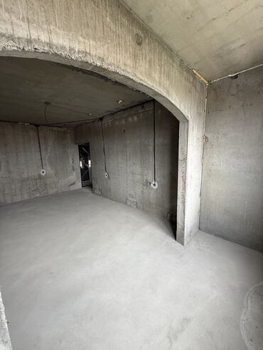 куплю квартиру в бишкеке 8 микрорайоне: 1 комната, 45 м², 106 серия, 8 этаж, ПСО (под самоотделку)