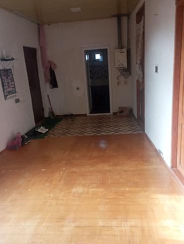 Həyət evləri və villaların satışı: 2 otaqlı, 2 kv. m, Orta təmir — 6