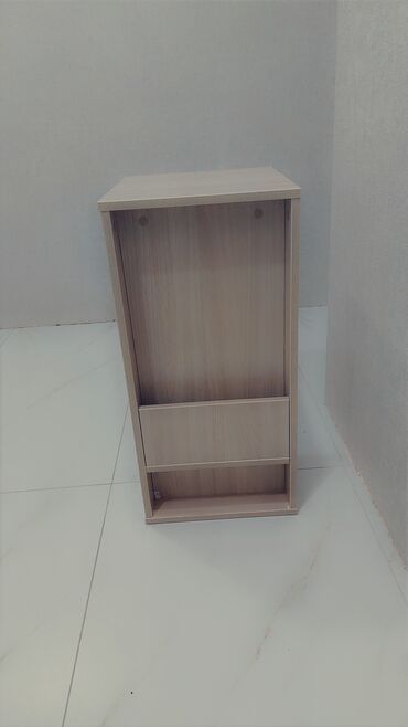 Masalar: Jurnal masası, Yeni, Açılmayan, Künc masa -da lalafo.az — 6 Masalar: Jurnal masası, Yeni, Açılmayan, Künc masa — 6