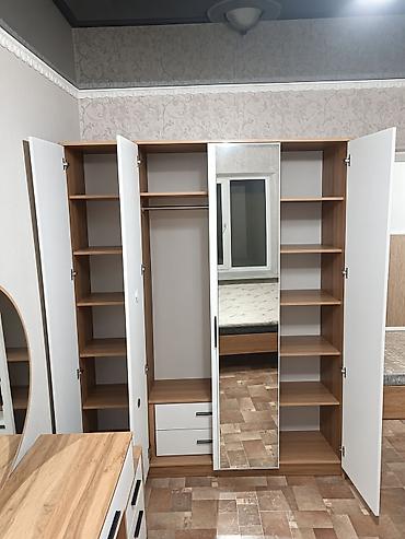 Спальные гарнитуры: Спальный гарнитур в комплекте: - Двуспальная кровать с мягким — 6