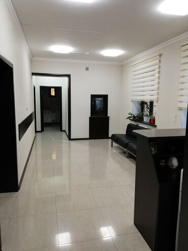 Офисы: Продаю Офис 300 м², С ремонтом, Без мебели, Частный дом, 2 этаж — 10