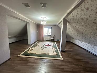 Продажа коттеджей и домов: Продаётся уютный мансардный дом вместе землей 23 гектара,построенный с — 13