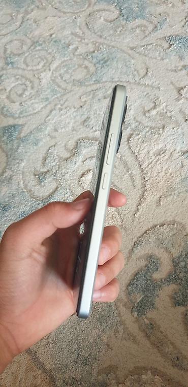 8гб оперативки: POCO X6 Pro 5G (модель 2311DRK48G) - Память: 12 ГБ оперативной + — 6