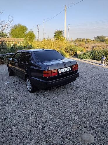 vento: Volkswagen Vento: 1992 г., 1.8 л, Механика, Бензин, Седан — 4