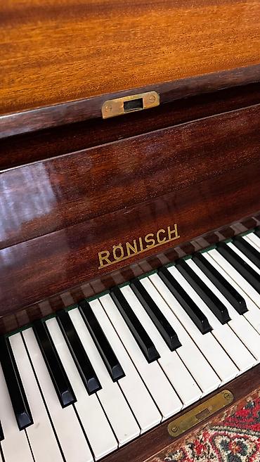 ronisch: Alman istehsalı RÖNISCH piano satılır. Yaxşı vəziyyətdədir Təmiz və — 4