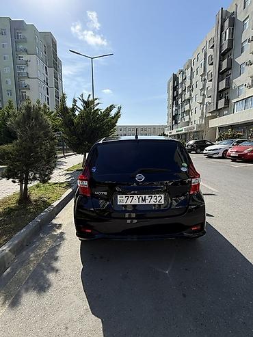 Nissan: Nissan Note – şəhər üçün çevik və qənaətcil hetçbek. Xüsusiyyətlər: - — 4