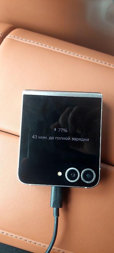 galaxy z flip 6: Samsung Galaxy Z Flip 6, 256 GB, rəng - Boz, İki sim kartlı — 4