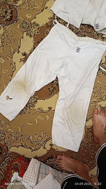 кимено: Кимоно для дзюдо Mizuno - Бренд: Mizuno (ярлык на куртке) - Размер — 4
