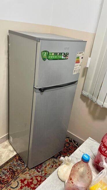 миний холодилник: Холодильник Artel, Б/у, Однокамерный