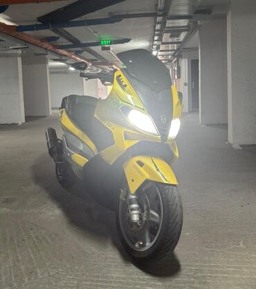 Ostali motocikli i skuteri: Gilera Nexus 500 Akrapovic Na prodaju: Gilera Nexus 500 – sportski na lalafo.rs — 1 Ostali motocikli i skuteri: Gilera Nexus 500 Akrapovic Na prodaju: Gilera Nexus 500 – sportski — 1