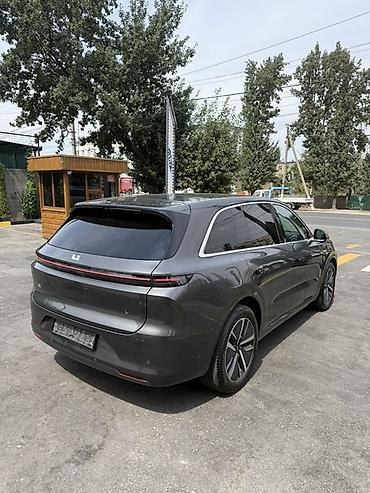 lend kruzer 200: Lixiang L6: 2024 г., 1.5 л, Электромобиль, Кроссовер — 5