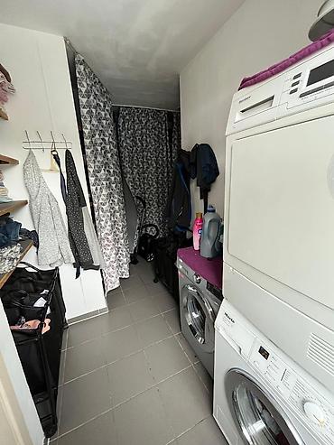 Продажа коттеджей и домов: Продается дом в городе Токмак * Комнаты: 5 спален большой зал — 7
