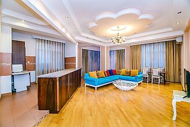 Günlük kirayə mənzillər: 2 otaqlı — 3