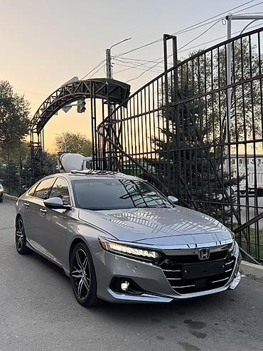 сиденья на альфард: Honda Accord: 2020 г., 2 л, Вариатор, Гибрид, Седан — 2