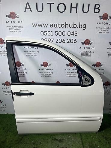 om6: Дверь передняя правая для Mercedes-Benz M-Class W163 (OM612, 2.7 CDI) — 1