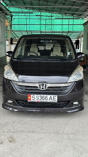 Honda Stepwgn: 2005 г., Автомат, Бензин, Минивэн