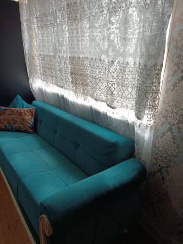 Uzunmüddətli kirayə mənzillər: Əhmədli Məzahir Rüstəmov küçəsi yeni tikili binada yerləşir. Mərtəbə — 4