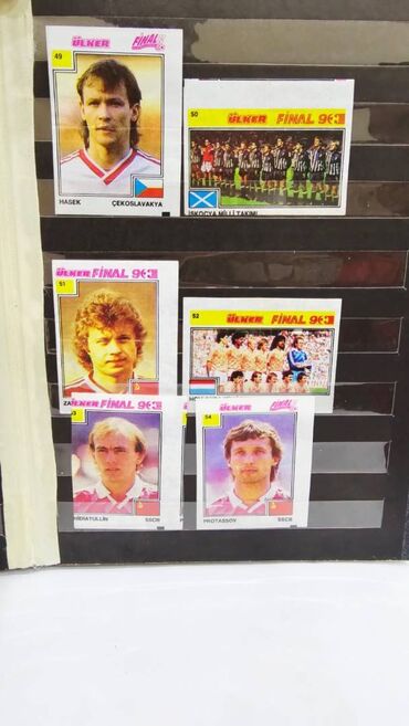 Markalar: 195 ədəd saqqız kağızı+ iri marka kitabı= hamısı birlikdə 100 manat — 5