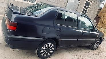 daf 95: Volkswagen Vento: 1992 г., 1.8 л, Механика, Бензин, Седан — 8