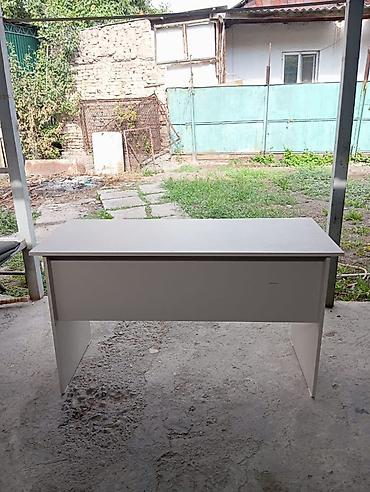 study table: Письменный/рабочий стол лаконичного дизайна. - Цвет — 2