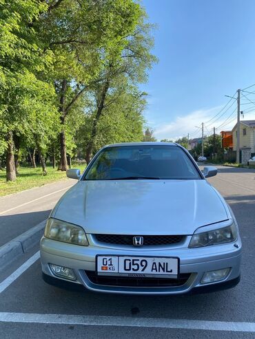 машина на вариант: Honda Accord: 2000 г., 2 л, Автомат, Бензин, Седан