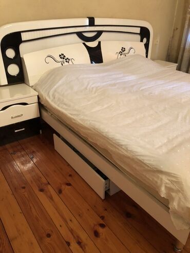 Yataq otağı dəstləri: İkinəfərlik çarpayı, 2 tumba — 10