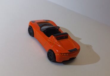 Игрушки: Продаю машинки хот вилс ( на обороте написано). покупаете первые 4 at lalafo.kg — 14 Игрушки: Продаю машинки хот вилс ( на обороте написано). покупаете первые 4 — 14