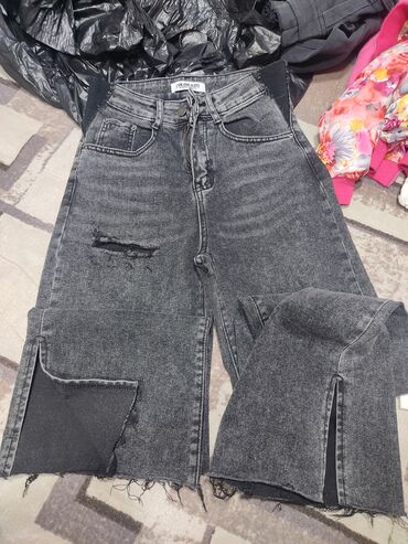 Мокасины и лоферы: За всё 2500 сом. все женские вещи на размер 42-44,вся обувь 37 at lalafo.kg — 10 Мокасины и лоферы: За всё 2500 сом. все женские вещи на размер 42-44,вся обувь 37 — 10