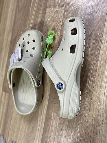 заказать crocs оригинал: Сабо, 40, Crocs, Новый, цвет - Бежевый, Самовывоз, Платная доставка — 2