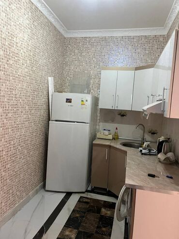 Uzunmüddətli kirayə mənzillər: Nərimanov metrosuna əyaqla 7 dəqiqə məsafədə 212 nömrəli məktəbin yanı — 8