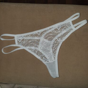 Gecəliklər: Stringi S razmer — 7